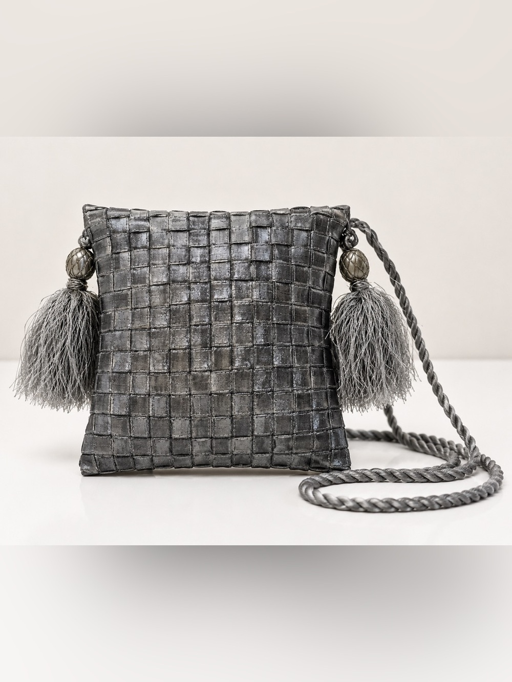 Silver Silk Crossbody Bag Basket Weave Rope Strap Tassle Evening Cocktail NWT - Picture 7 of 9